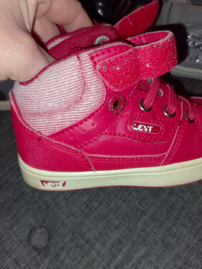 Différentes chaussures pointure 25 - photo numéro 2