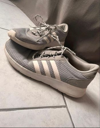 Chaussures Adidas runing 10€