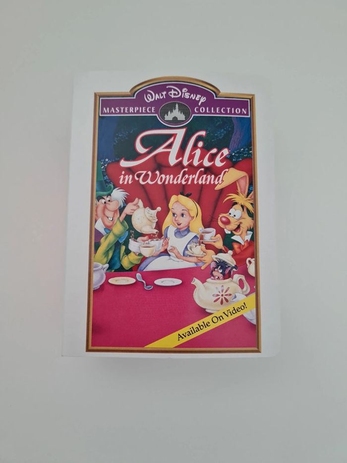 Masterpiece Alice au pays des Merveilles - photo numéro 4