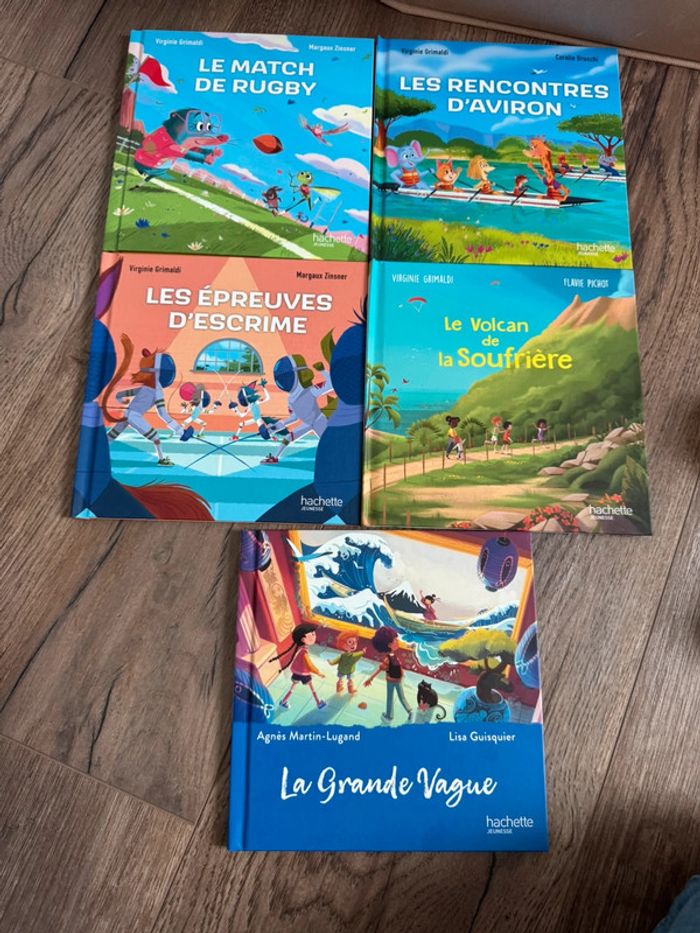 Lot de livres hachette
