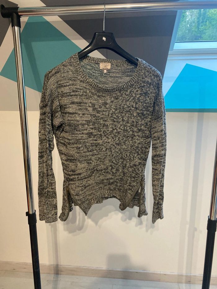 Pull gris - photo numéro 2