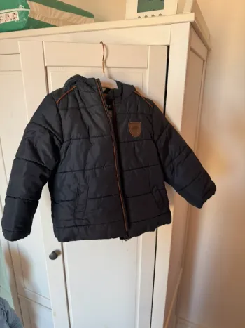 Manteau imperméable avec intérieur en fourrure