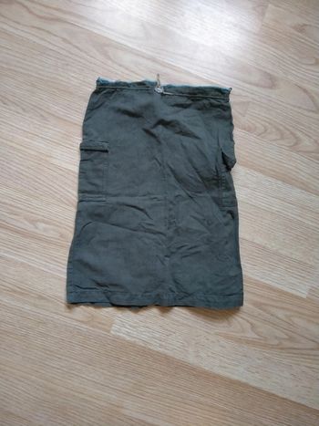 Jupe longue vert kaki. Filles. Okaïdi.
Taille 4 ans