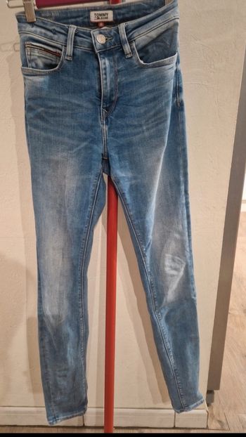 Jean tommy hilfiger taille 25 32