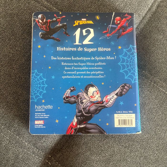 12 histoires de super héros - photo numéro 3