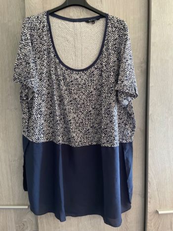 Maillot bleu et blanc