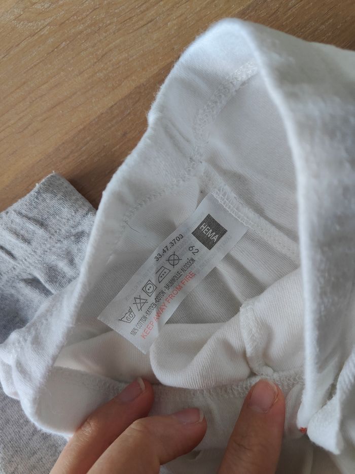 Lot de 4 pantalons - photo numéro 5