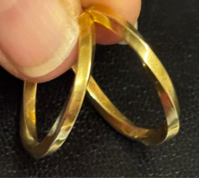 Jolie paire de boucles d’oreilles «créoles » torsadées » en or 18 carats femme TBE