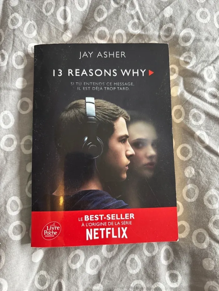 Jay Asher , 13 reasons why