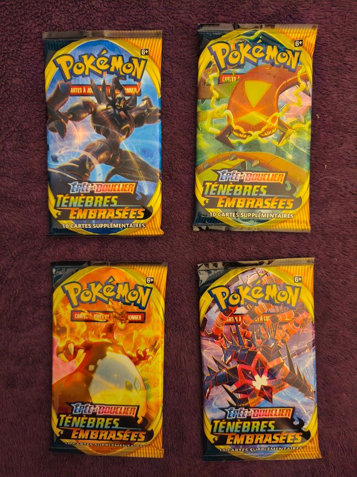 Lot 4 boosters pokémon ténèbres embrasées