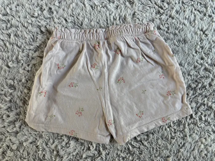 Short à fleurs - photo numéro 3