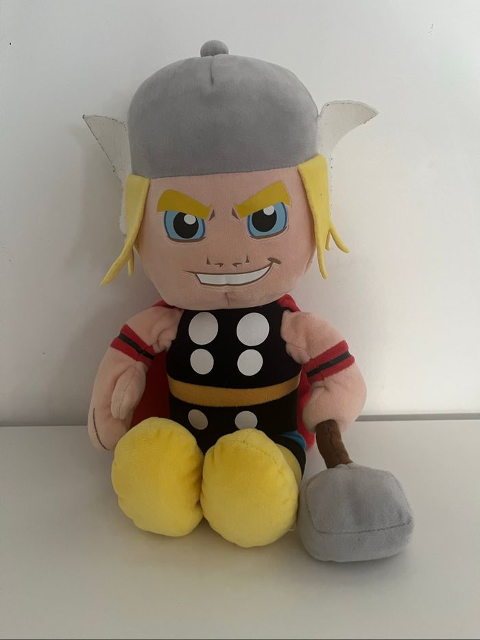 Peluche Marvel