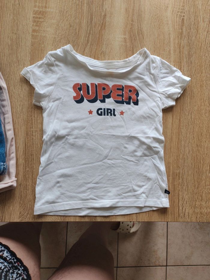 Lot jeans et tee-shirt - photo numéro 4