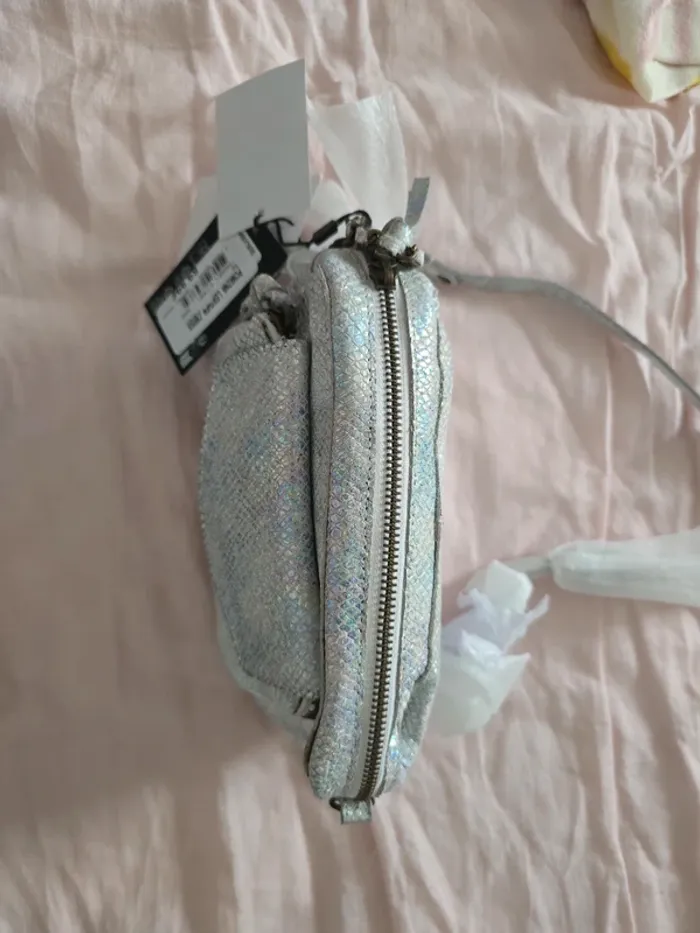 Sac Pieces en cuir neuf - photo numéro 3