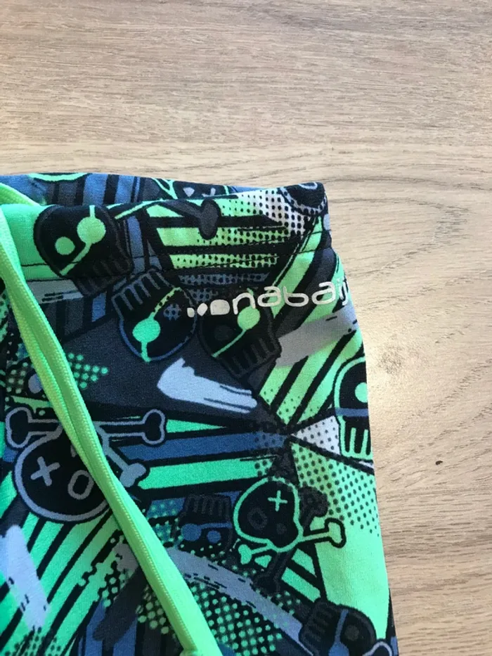 Maillot de bain taille 5 ans - photo numéro 2