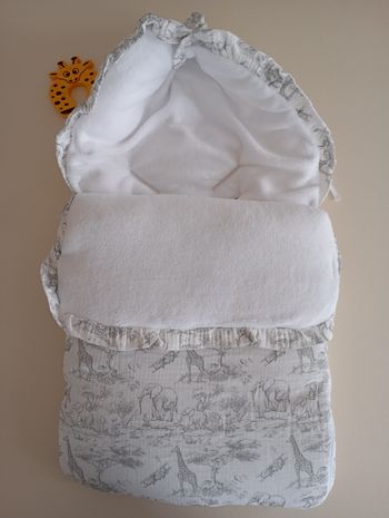 .nid d'ange bébé gaze de coton et polaire savane gris 