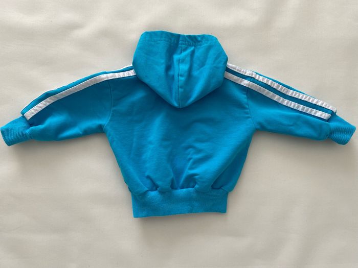 Survêtement bleu avec capuchon Adidas 6 mois - photo numéro 3