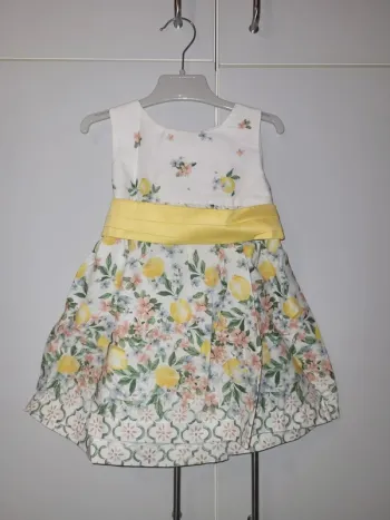 Ravissante robe d'été à motifs citron et fleurs - Idéale pour les beaux jours !