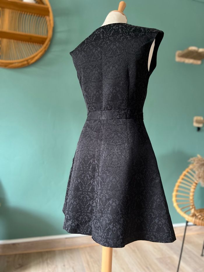 Petite Robe 🖤 noire Zara - Taille S - photo numéro 6