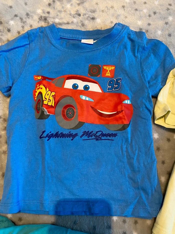 Lot de 3 t-shirts et 1 short 18 mois - photo numéro 6