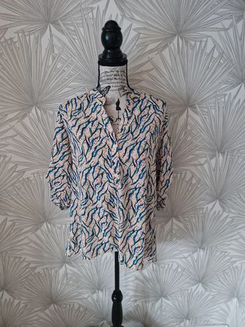 Jolie blouse taille 42