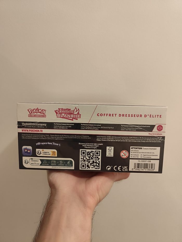 ETB Pokémon - EV10.5 Flamme Blanche - Neuve Scellée - photo numéro 4