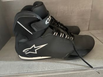 Chaussure de moto femme