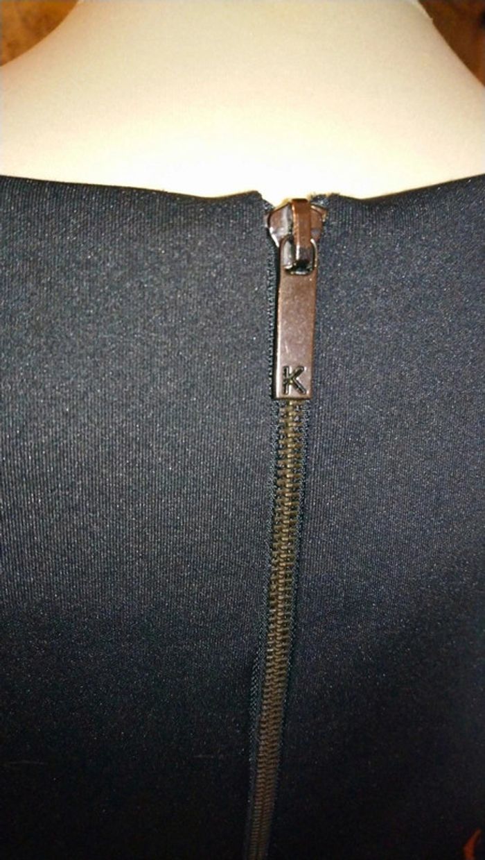 Superbe robe très originale Kookai taille M soit 38/40 - photo numéro 10