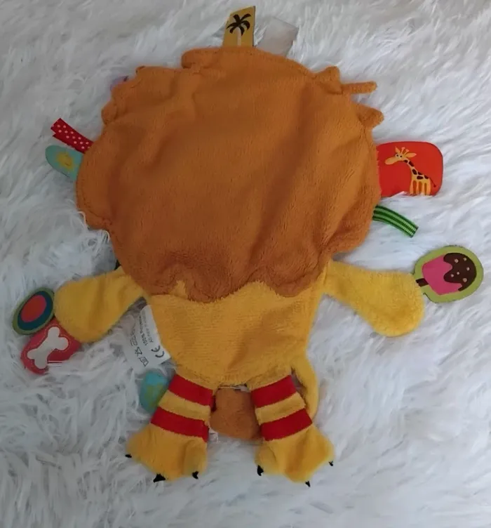 Doudou lion plat avec étiquettes autour -label - photo numéro 2