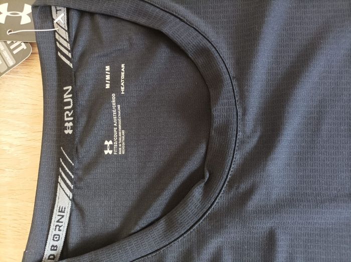 T-shirt et short under armour réfléchissant - photo numéro 8