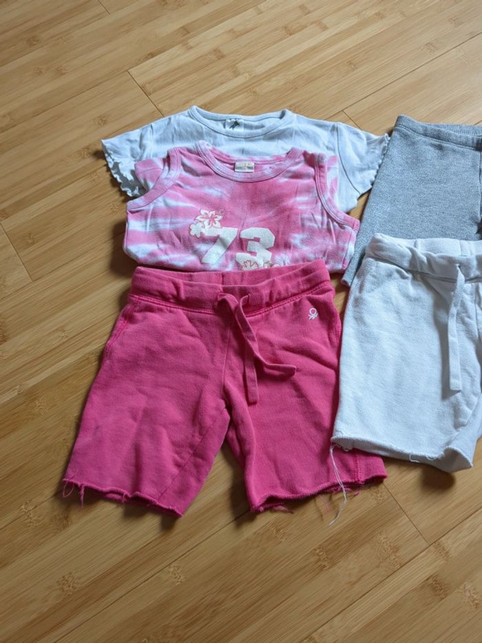 Lot vêtements taille 110 - photo numéro 2