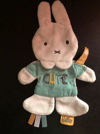 Doudou lapin miffy
