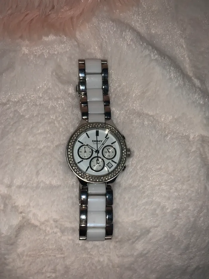 Montre en céramique blanche et acier cadran strass DKNY - photo numéro 2