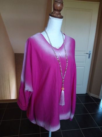Pull sweat rose fuschia tye and die oversize neuf
