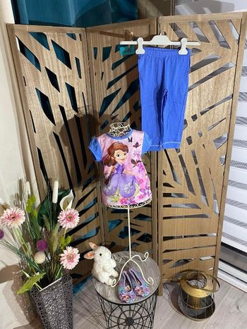 Pyjama fille 4 ans avec chaussons offerts princesse Sofia