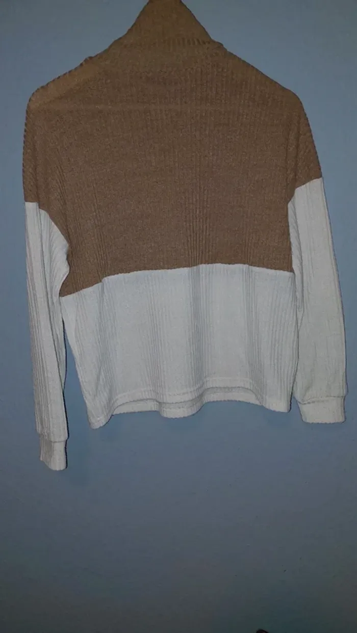 Pull à col - photo numéro 2
