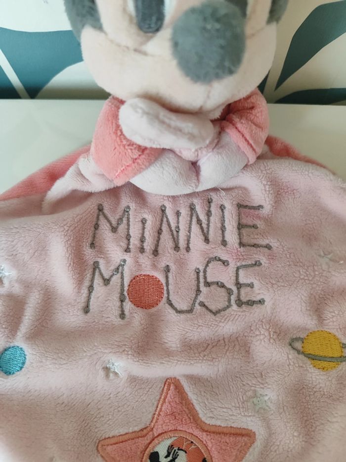 Doudou plat Minnie Disney baby - photo numéro 2