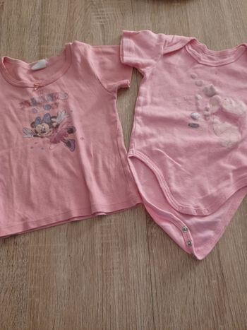 Lot bodie tee shirt disney  12 mois