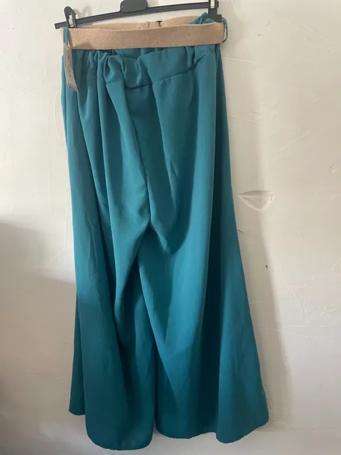 Pantalon, fluide, couleur vert d’eau n°746 - photo numéro 4