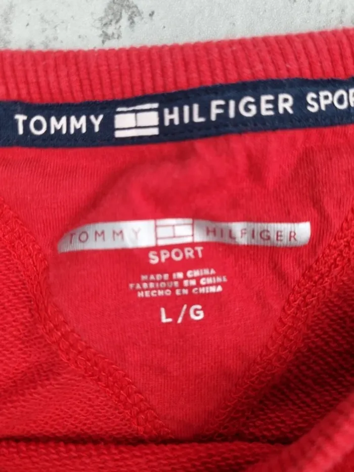 Sweat Tommy Hilfiger rouge – Taille L Femmes (mesures en photos) - photo numéro 6