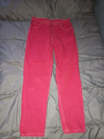 Jean rouge taille petit