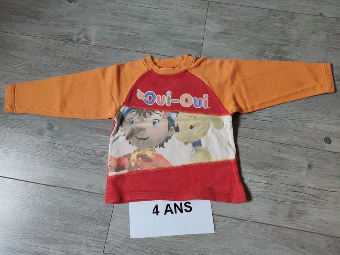 pull oui oui garçon 4 ans