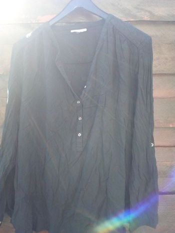 tunique noir * prix 2e * kiki60230