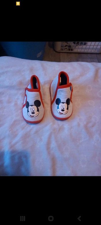Pantoufles Mickey