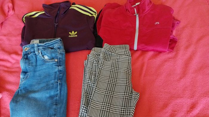 1 lot de 5 vêtements - photo numéro 2