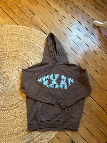 Sweat à capuche Subdued