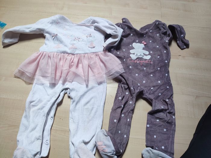 Lot 24 mois fille - photo numéro 2