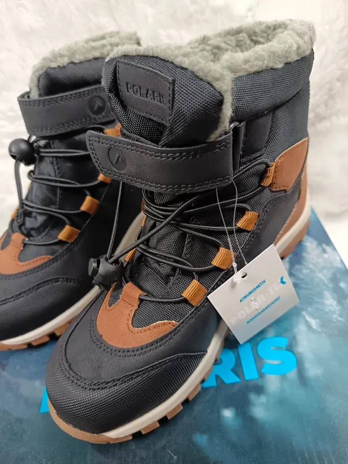 Bottines de neige 34 neuves - photo numéro 4