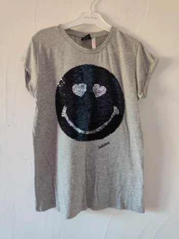 Adorable tee-shirt smiley sequins magiques taille S ou 36