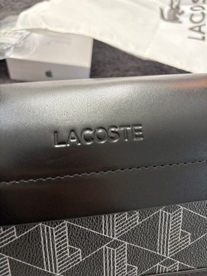Sacoche Lacoste - photo numéro 2
